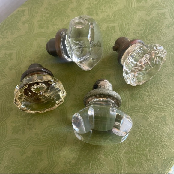 Vintage Glass Door Knobs - Picture 3 of 11